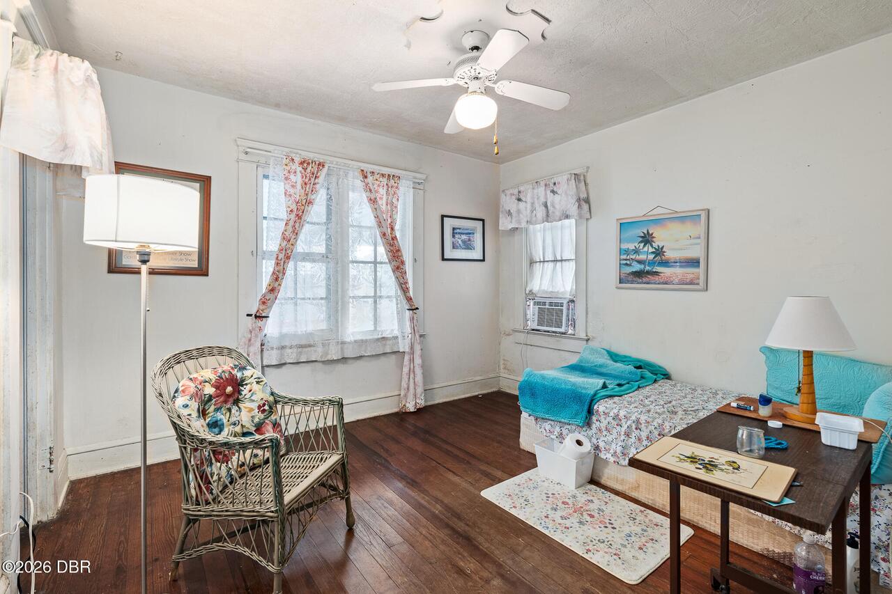 Listing Photo 18