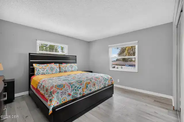 Listing Photo 32
