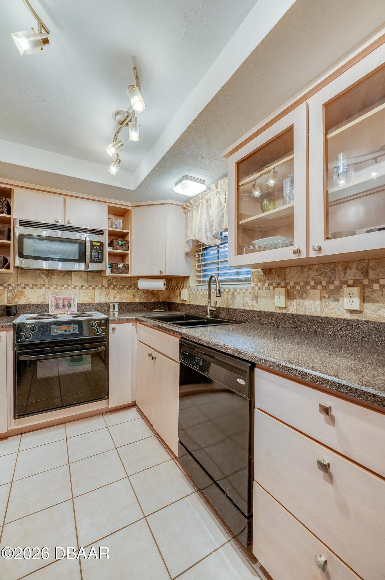 Listing Photo 19