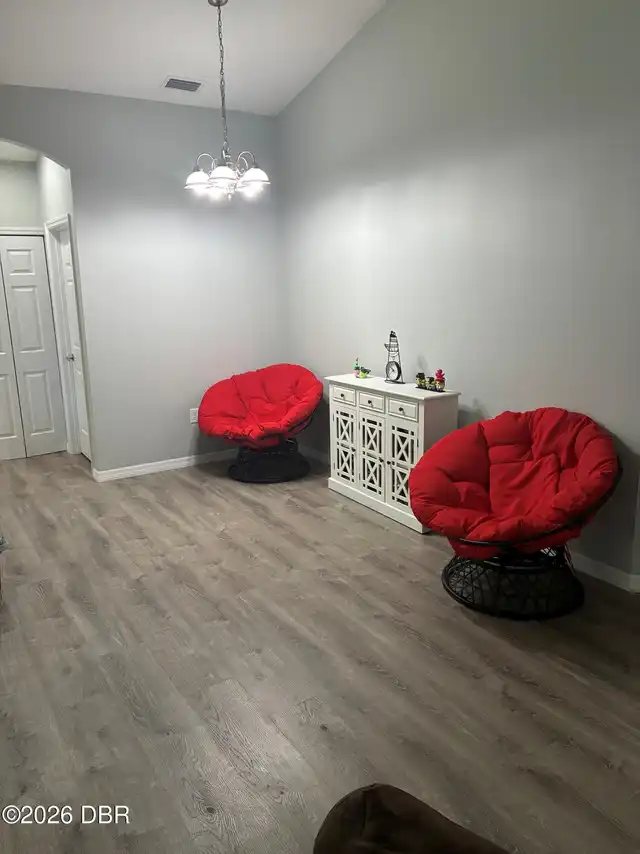 Listing Photo 7