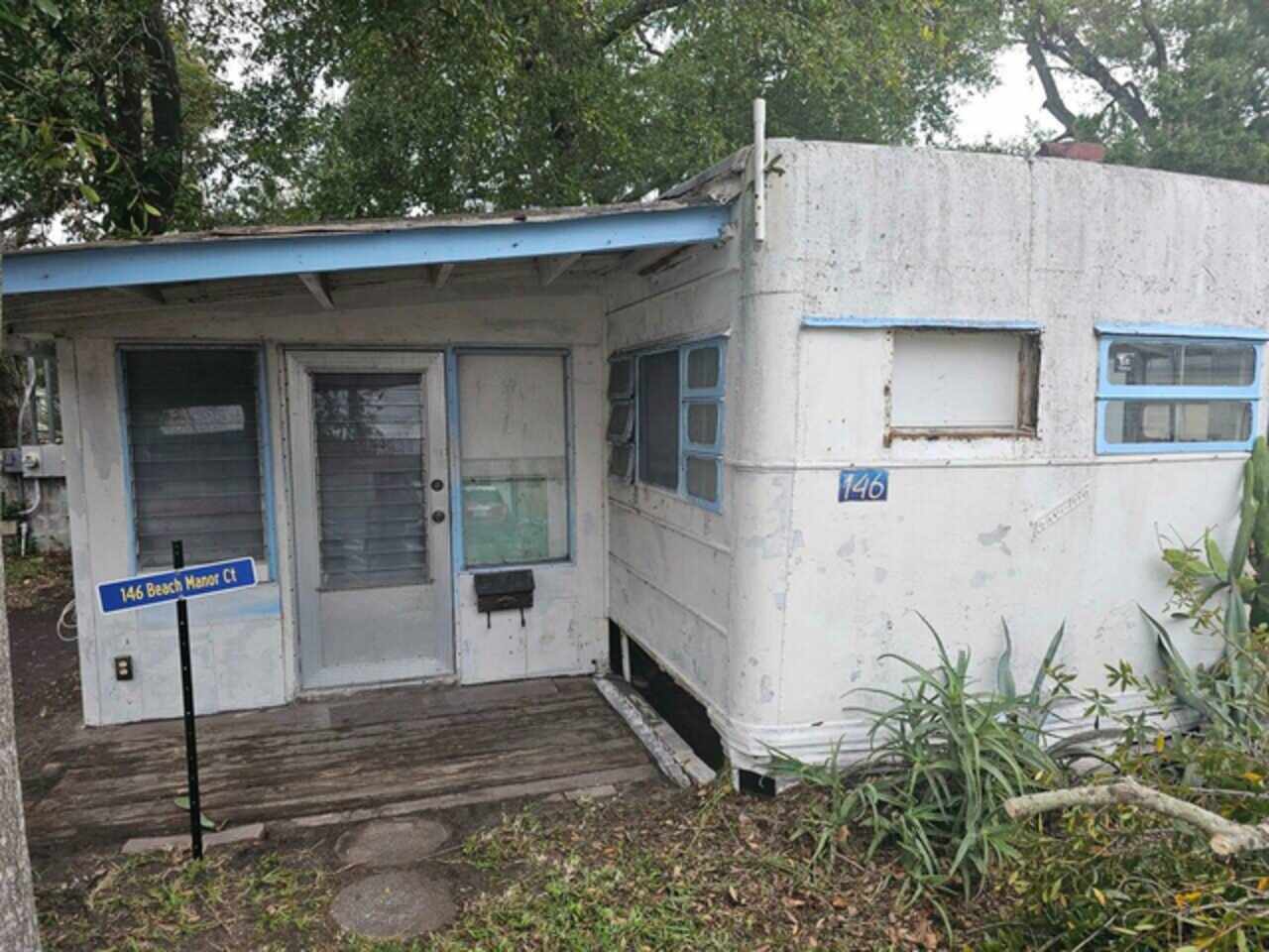 622 N Beach St, Daytona Beach, FL 32114